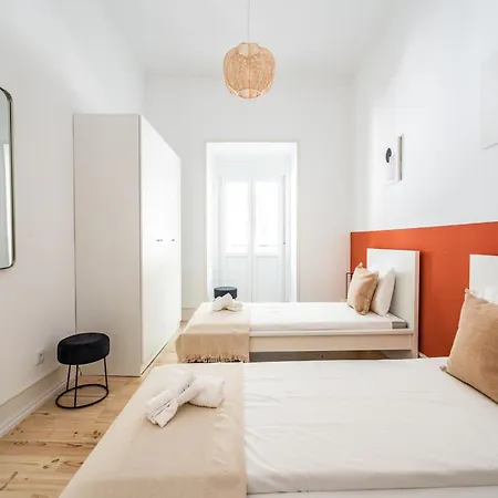 Akicity Alameda Gold Апартаменты Лиссабон