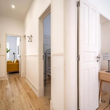 Akicity Alameda Gold Apartment Lisbon